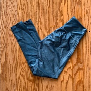 DYI High Shine legging